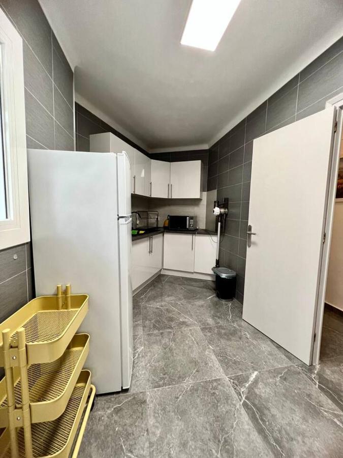 Amplio Apartamento Tranquilo Cerca De La Playa Roses Extérieur photo